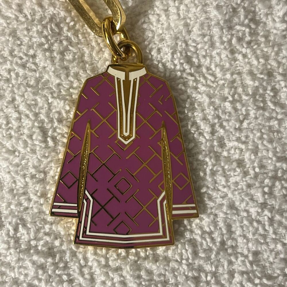 Tory Burch Keychain Womens Pink T Shirt Gold Chain Vintage Tunic Charm Key Fab - Picture 13 of 13